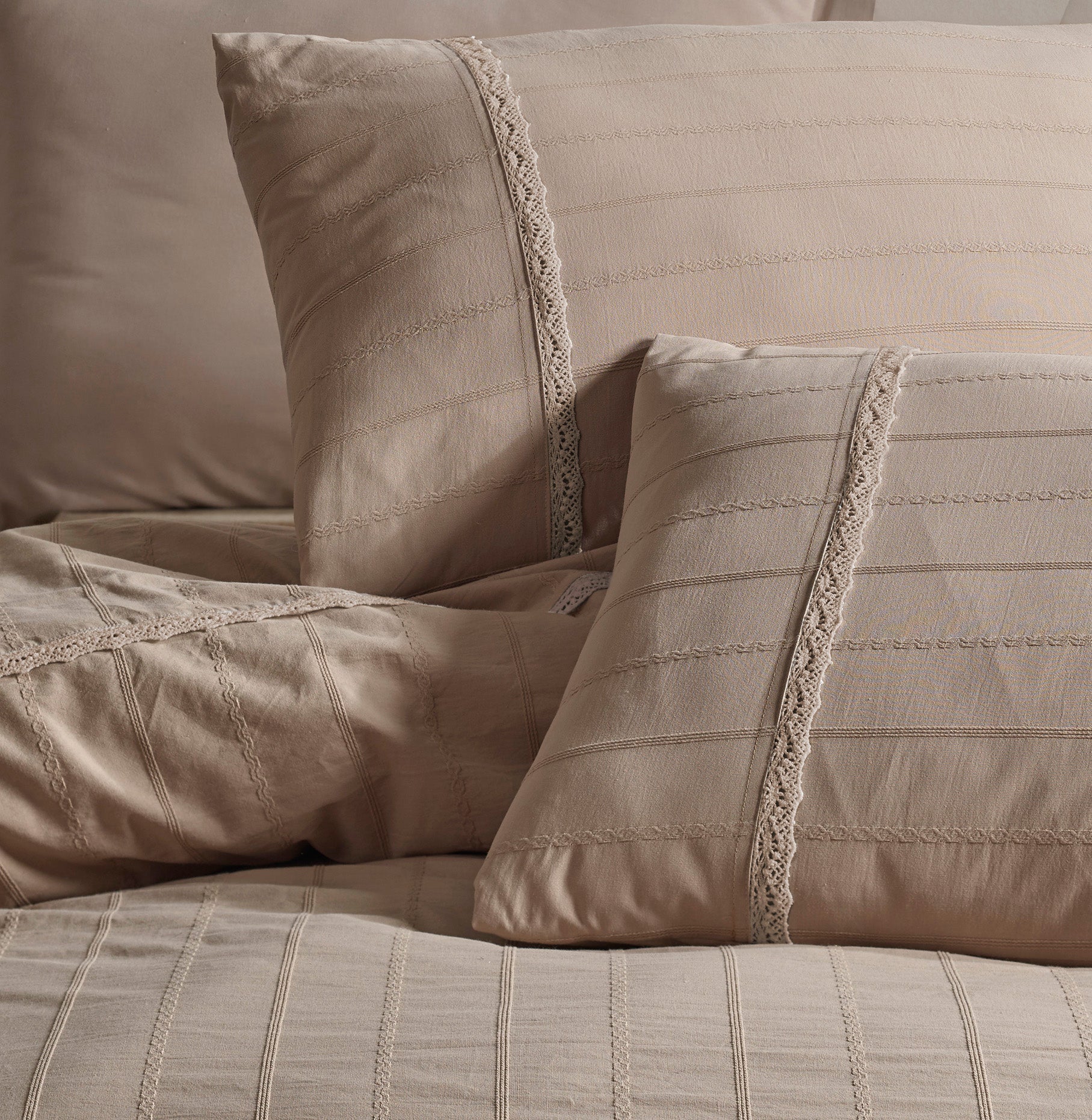 JASMIN Jacquard Duvet Cover Set / BEIGE