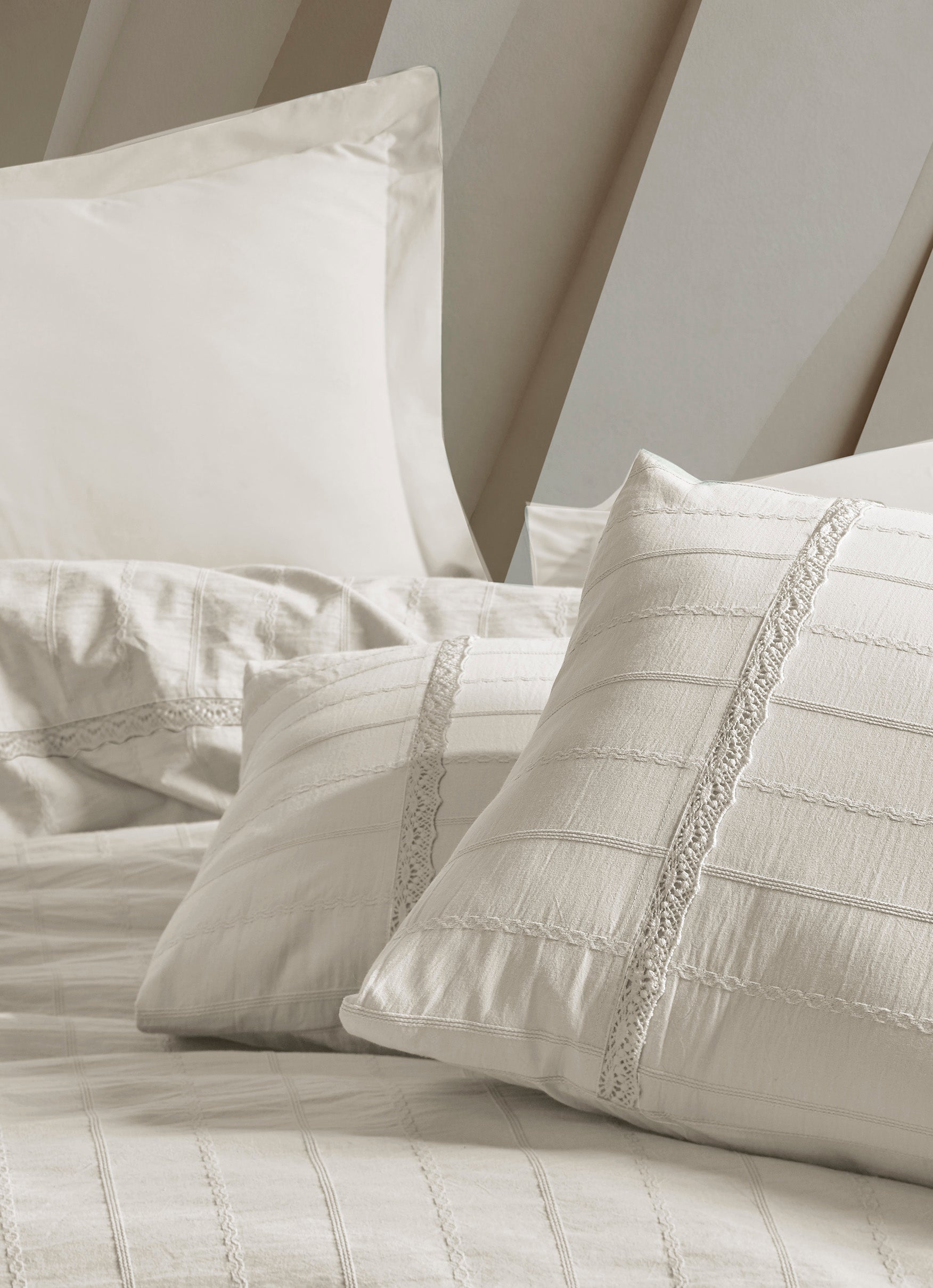 JASMIN Jacquard Duvet Cover Set / CREAM