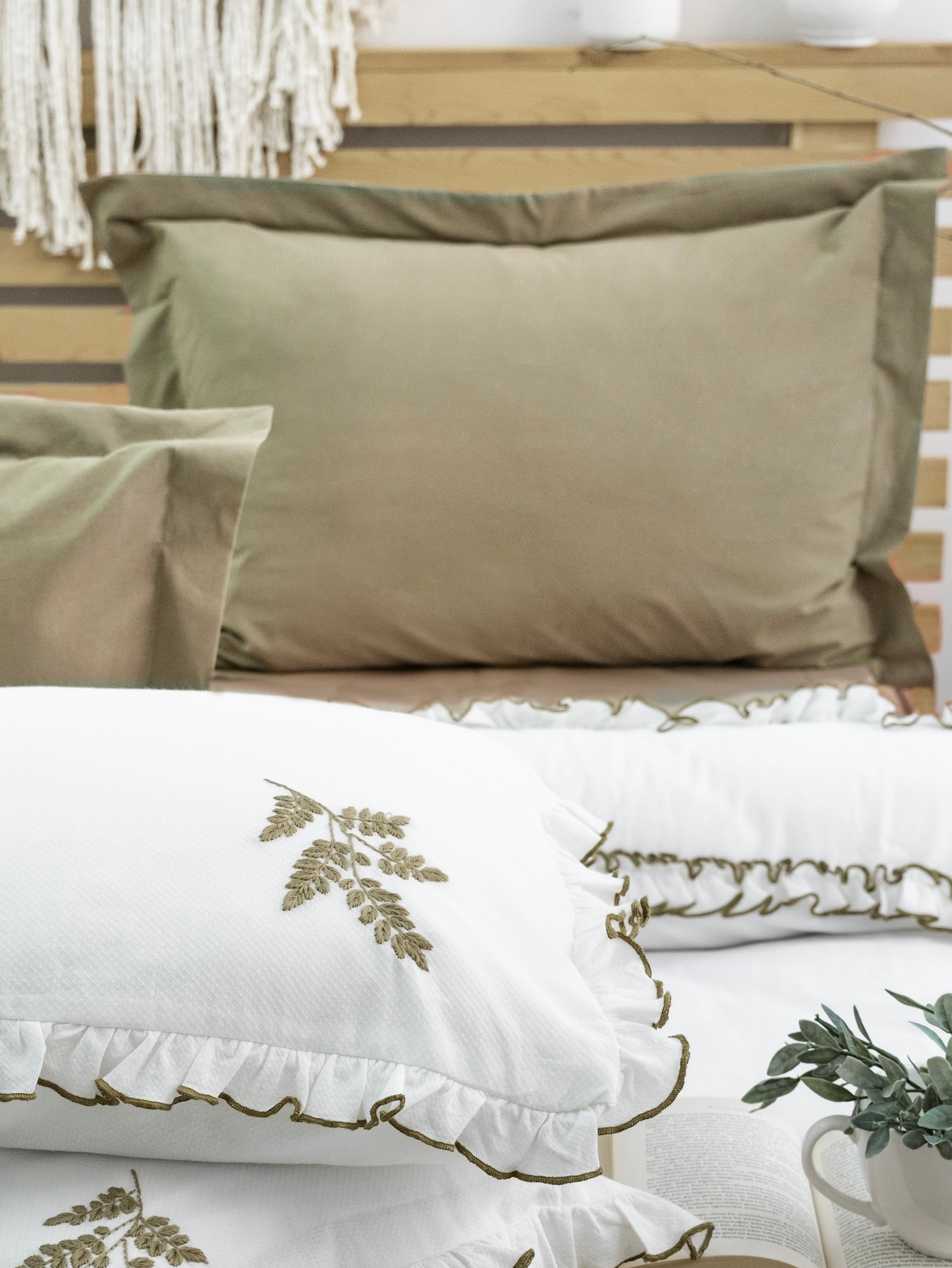 NOVA Jacquard Duvet Cover Set / KHAKI